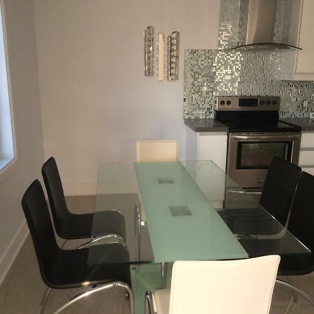 Luxury Two Story Villa Unit A Laval Buitenkant foto