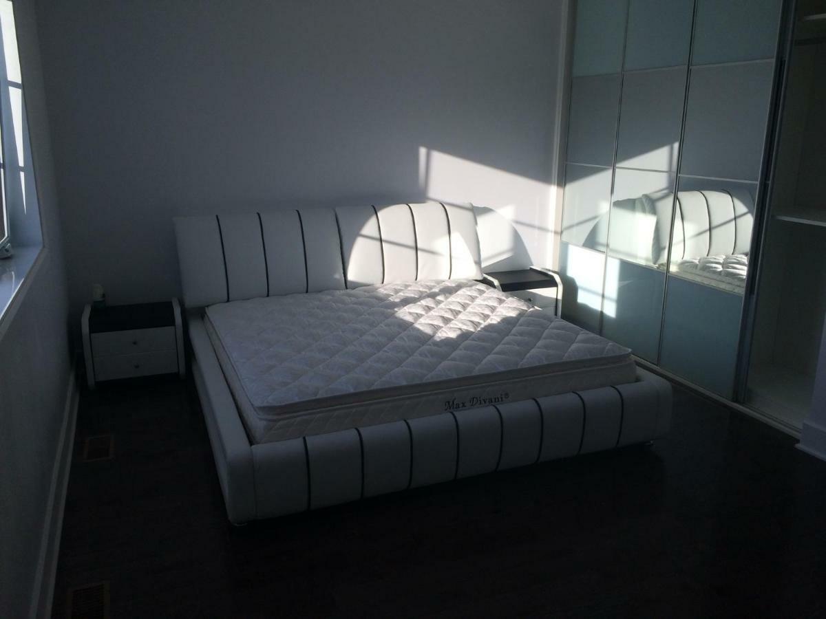 Luxury Two Story Villa Unit A Laval Buitenkant foto
