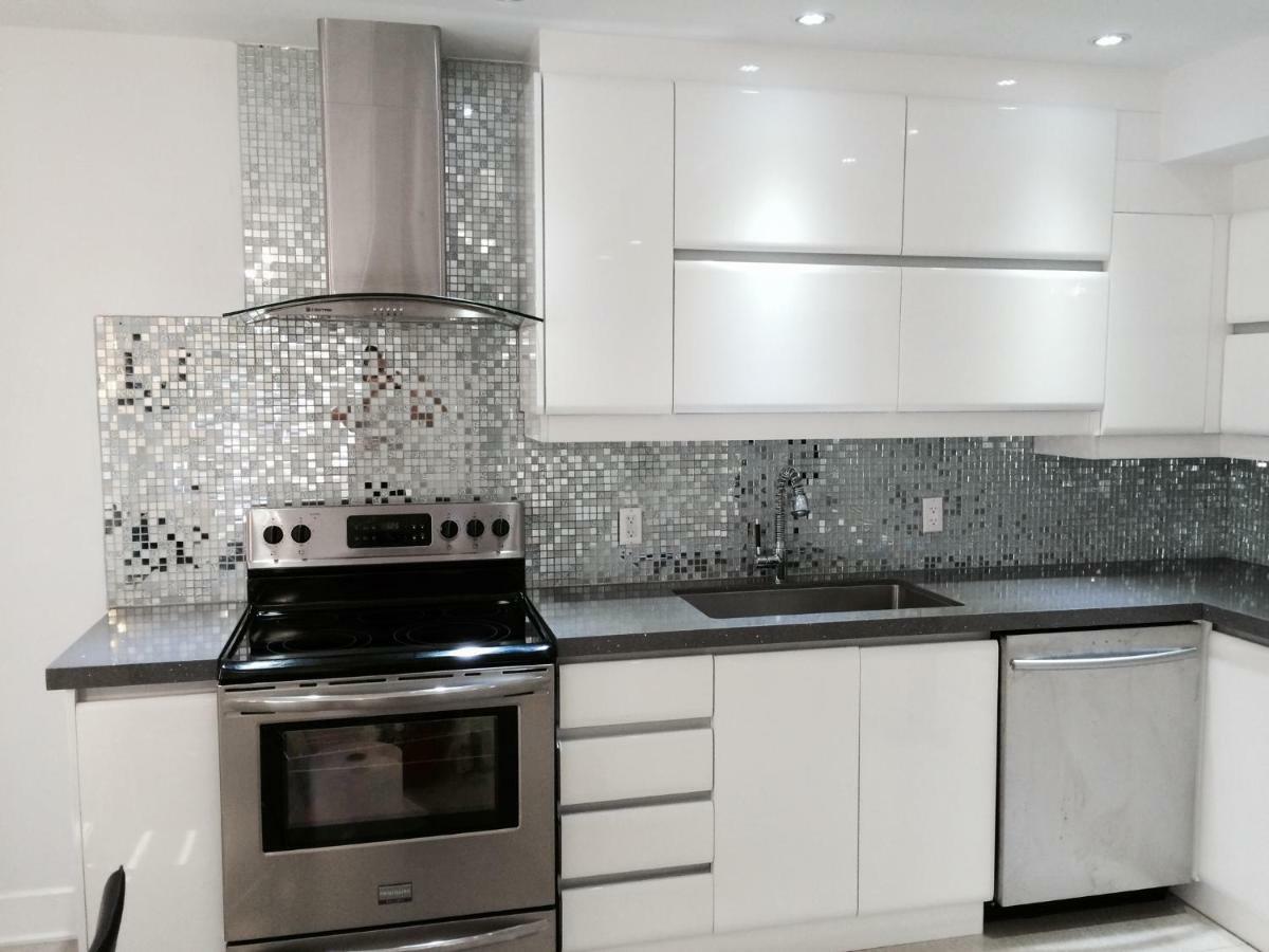 Luxury Two Story Villa Unit A Laval Buitenkant foto